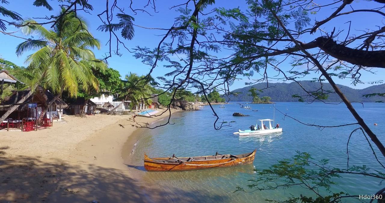 Auberge Le Maki Lodge Ampangorinana Bagian luar foto