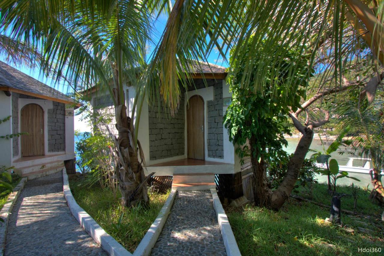 Auberge Le Maki Lodge Ampangorinana Bagian luar foto